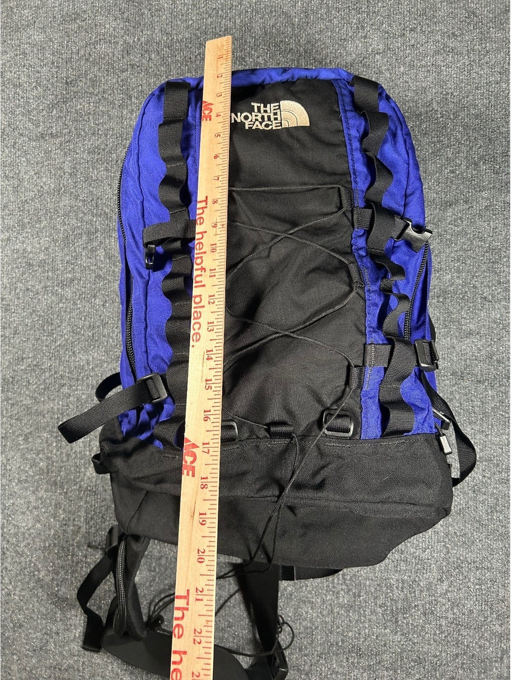 North Face Blue and Black Hiking Backpack - Picture 4 of 9